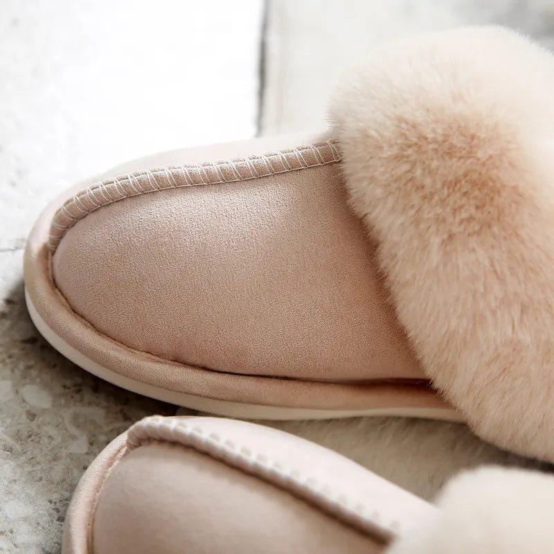 Astrid | Damen Gefütterte Winter Hausschuhe mit Flauschkragen