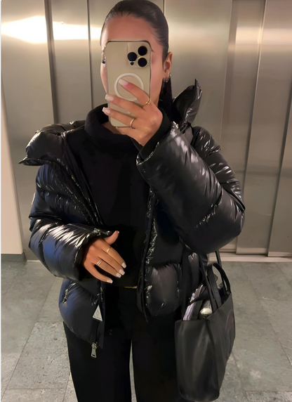 Esther | Damen Oversize Glänzende Pufferjacke mit Kapuze