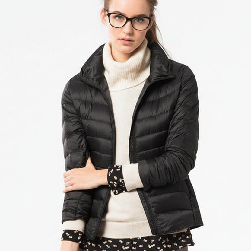Karina | Damen Leichte Taillierte Pufferjacke mit Stehkragen