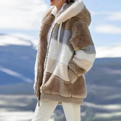 Ruth | Damen Flauschige Winterjacke mit lockerer Passform gestreift